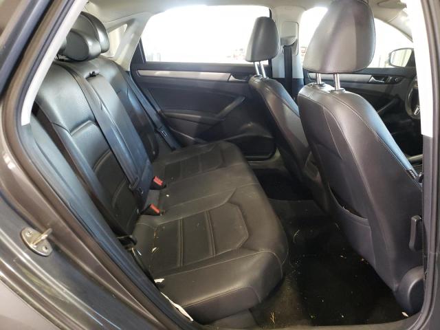 Photo 6 from auction – 2015 VOLKSWAGEN PASSAT S with VIN 1VWAT7A32FC068477