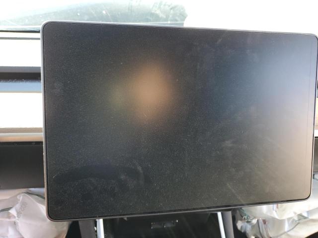 Photo 8 from auction – 2019 TESLA MODEL 3 with VIN 5YJ3E1EB4KF429497