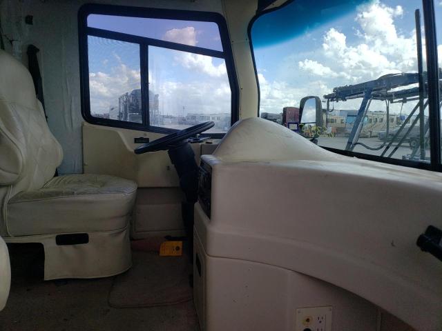 Photo 5 from auction – 2001 ROADMASTER RAIL DYANASTER with VIN 1RF12061612013820