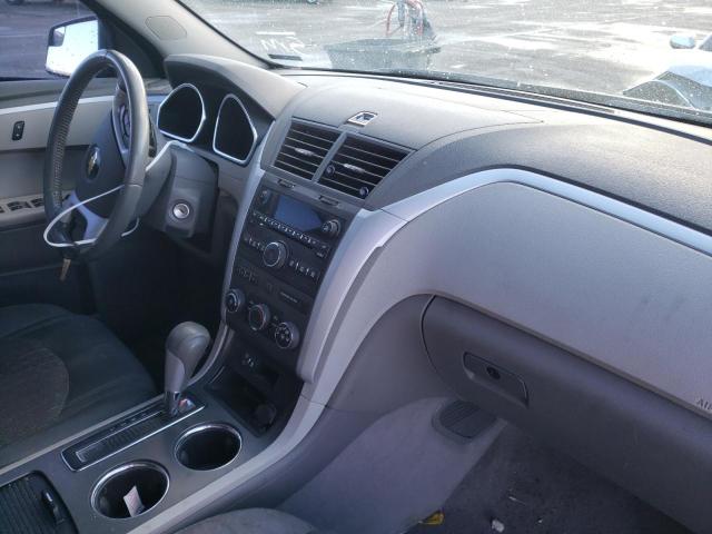 Photo 9 from auction – 2010 CHEVROLET TRAVERSE L with VIN 1GNLVFED2AJ261145
