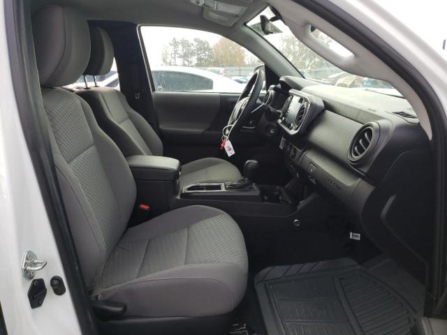 Photo 5 from auction – 2022 TOYOTA TACOMA ACC with VIN 3TYRX5GN5NT044490