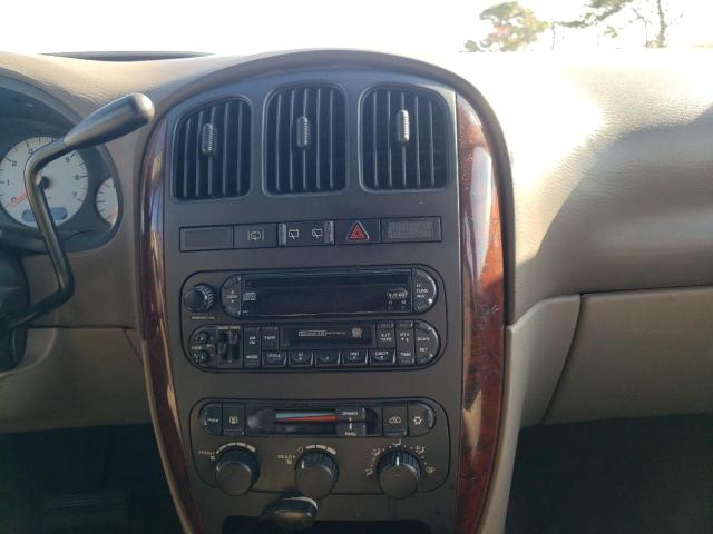 Photo 9 from auction – 2002 CHRYSLER TOWN & COU with VIN 2C8GP74L92R579682