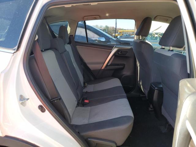 Photo 6 from auction – 2014 TOYOTA RAV4 LE with VIN JTMBFREV2ED079428