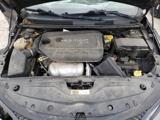 Photo 7 from auction – 2015 CHRYSLER 200 S with VIN 1C3CCCBB4FN729896