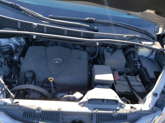 Photo 7 from auction – 2017 TOYOTA SIENNA XLE with VIN 5TDYZ3DC9HS853374