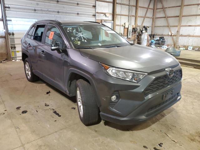 TOYOTA RAV4 XLE 2020 with VIN 2T3W1RFV3LC044607 - Photo from auction