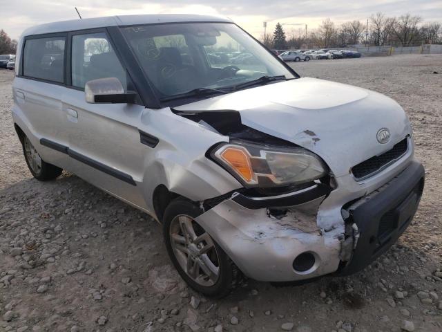 KIA SOUL + 2010 with VIN KNDJT2A28A7103876 - Photo from auction