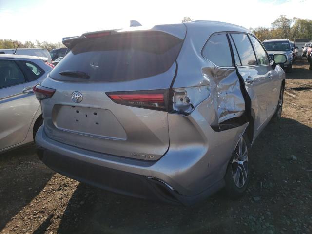 Photo 4 from auction – 2021 TOYOTA HIGHLANDER with VIN 5TDHZRBH3MS111290