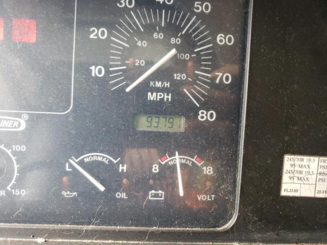 Photo 8 from auction – 1999 FREIGHTLINER CHASSIS X with VIN 4UZHXFBC3XCF21200