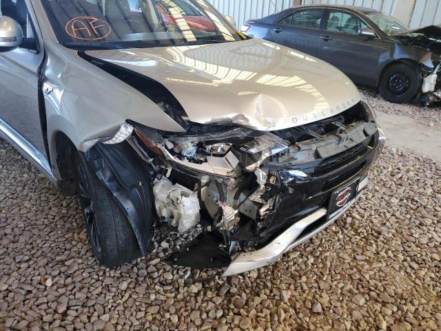 Photo 9 from auction – 2018 MITSUBISHI OUTLANDER with VIN JA4J24A53JZ057669