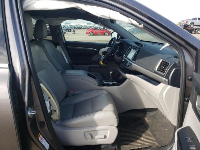 Photo 5 from auction – 2019 TOYOTA HIGHLANDER with VIN 5TDYZRFH2KS352832