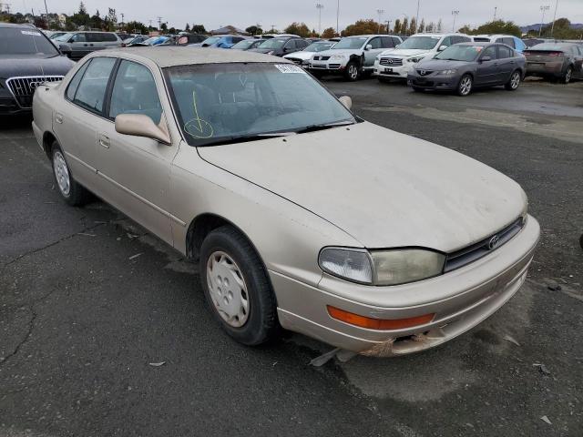 Photo 1 from auction – 1992 TOYOTA CAMRY LE with VIN 4T1SK12E4NU024749