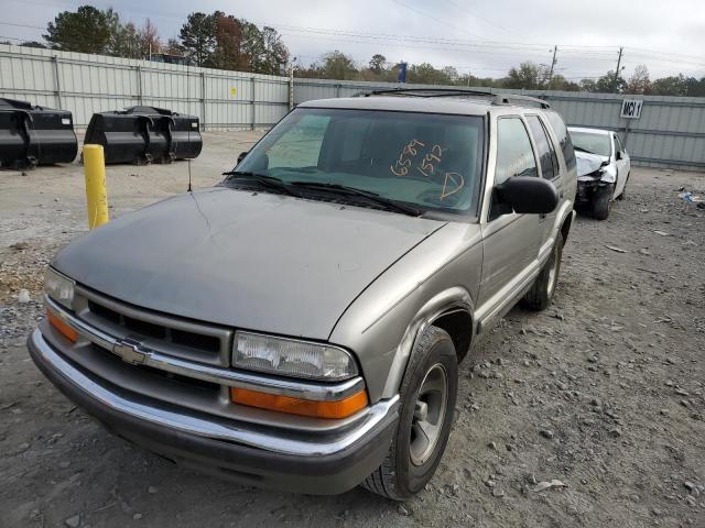 Photo 2 from auction – 2000 CHEVROLET BLAZER with VIN 1GNCS13W0Y2246762