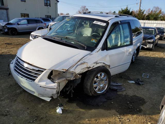 Photo 2 from auction – 2005 CHRYSLER TOWN & COU with VIN 2C4GP64L95R314051