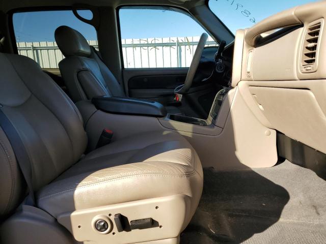 Photo 5 from auction – 2004 CHEVROLET AVALANCHE with VIN 3GNEK12T04G212645