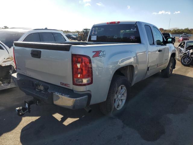 Photo 4 from auction – 2011 GMC SIERRA 150 with VIN 1GTR2VE31BZ284612