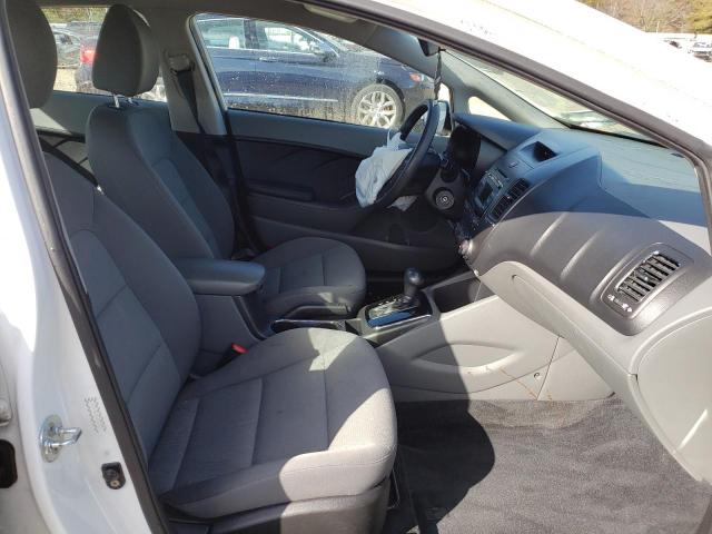 Photo 5 from auction – 2017 KIA FORTE LX with VIN 3KPFK4A7XHE021027