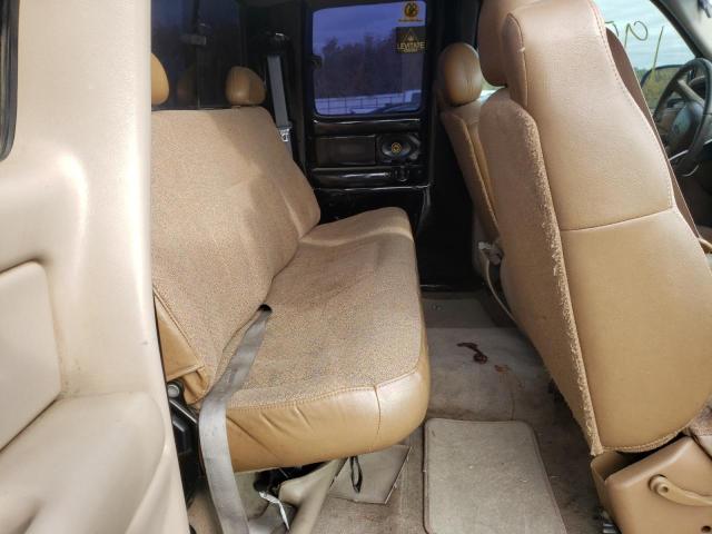 Photo 6 from auction – 2000 CHEVROLET SILVERADO with VIN 2GCEC19T8Y1118958