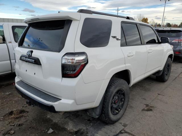 Photo 4 from auction – 2019 TOYOTA 4RUNNER SR with VIN JTEBU5JR9K5716355