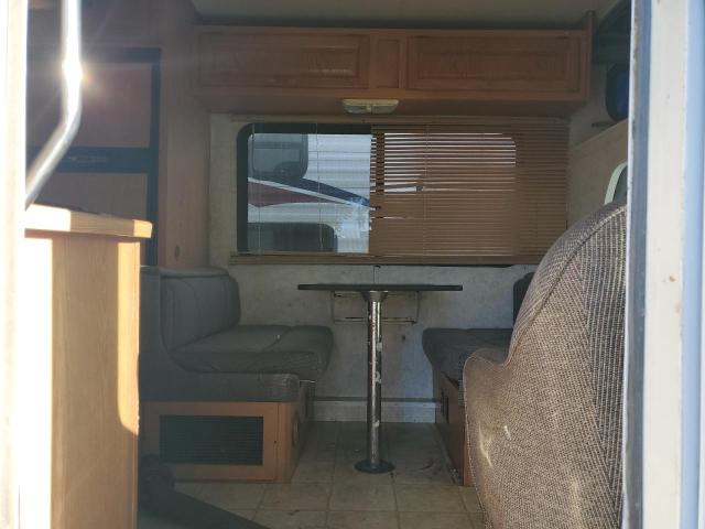 Photo 6 from auction – 2005 FORD ECONOLINE with VIN 1FDXE45S55HB14257
