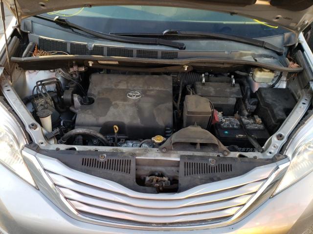 Photo 7 from auction – 2015 TOYOTA SIENNA LE with VIN 5TDKK3DC8FS668983