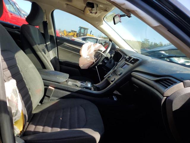 Photo 5 from auction – 2017 FORD FUSION SE with VIN 3FA6P0LU4HR324672