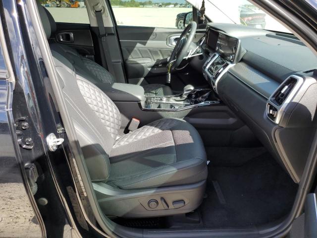 Photo 5 from auction – 2022 KIA SORENTO with VIN 5XYRK4LF2NG102393