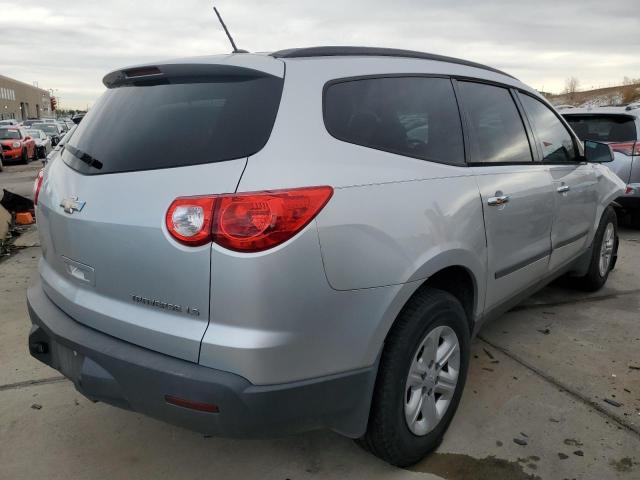 Photo 4 from auction – 2010 CHEVROLET TRAVERSE L with VIN 1GNLREED8AS129452