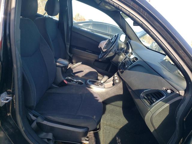 Photo 5 from auction – 2013 CHRYSLER 200 TOURIN with VIN 1C3CCBBB4DN618918