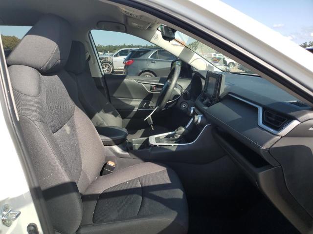 Photo 5 from auction – 2021 TOYOTA RAV4 LE with VIN 2T3H1RFV3MC153014