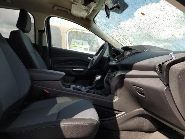 Photo 5 from auction – 2019 FORD ESCAPE SE with VIN 1FMCU0GD7KUA12339