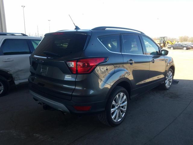 Photo 4 from auction – 2019 FORD ESCAPE SEL with VIN 1FMCU0HD3KUA60841