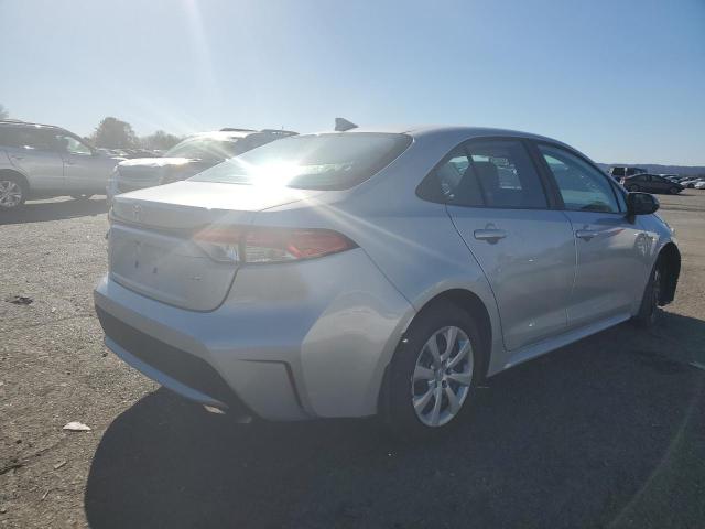 Photo 4 from auction – 2022 TOYOTA COROLLA LE with VIN 5YFEPMAE1NP318810
