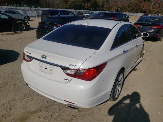 Photo 4 from auction – 2011 HYUNDAI SONATA SE with VIN 5NPEC4AB7BH205020