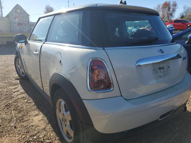 Photo 3 from auction – 2010 MINI COOPER with VIN WMWMF3C57ATU77398
