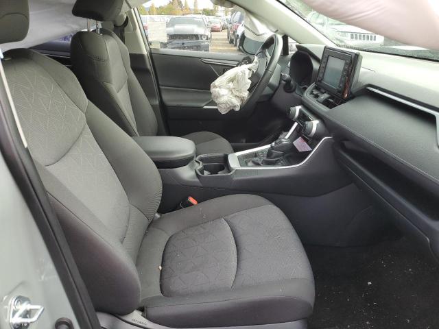 Photo 5 from auction – 2019 TOYOTA RAV4 XLE with VIN JTMP1RFV4KD046722