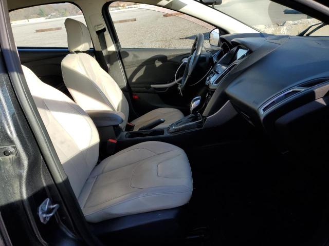 Photo 5 from auction – 2017 FORD FOCUS with VIN 1FADP3N21HL272551
