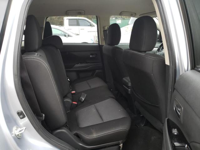 Photo 6 from auction – 2016 MITSUBISHI OUTLANDER with VIN JA4AD3A37GZ039378