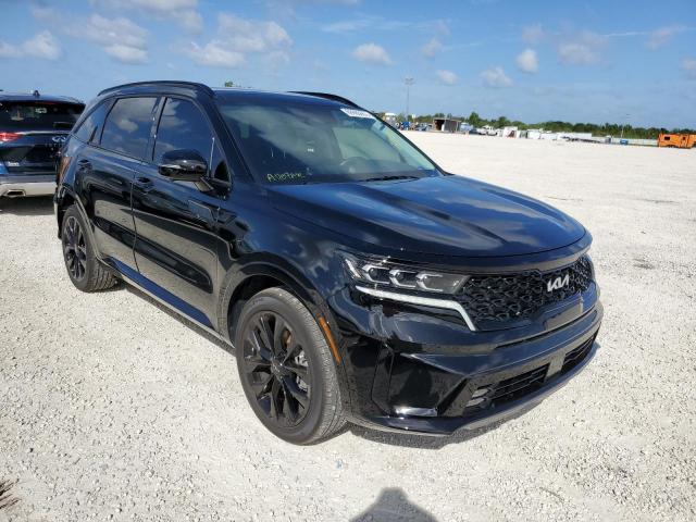 KIA SORENTO 2022 with VIN 5XYRK4LF2NG102393 - Photo from auction