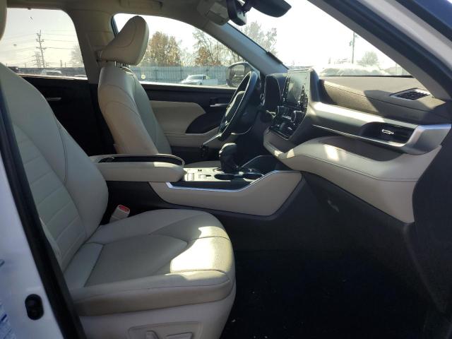 Photo 5 from auction – 2021 TOYOTA HIGHLANDER with VIN 5TDGBRCHXMS531384