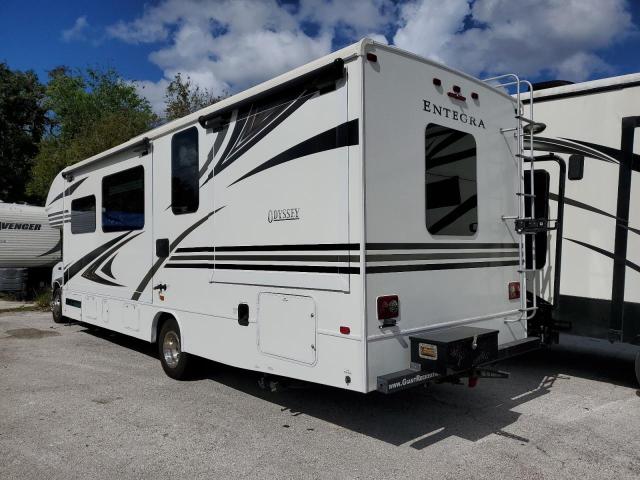Photo 3 from auction – 2019 FORD ECONOLINE with VIN 1FDXE4FS9KDC13794