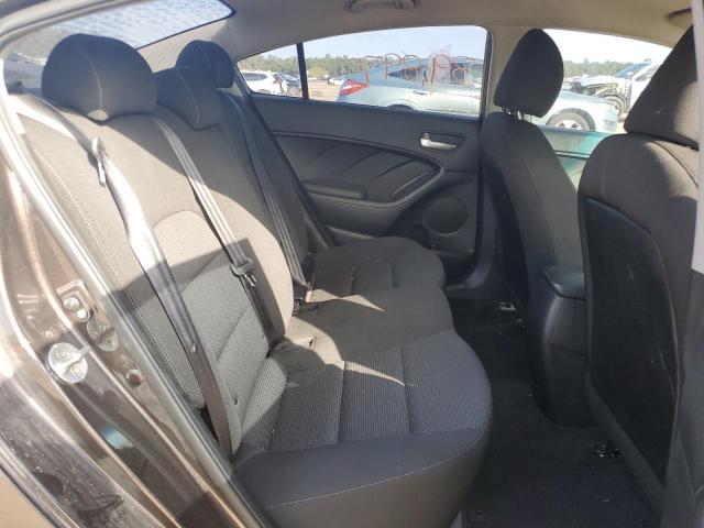 Photo 6 from auction – 2017 KIA FORTE LX with VIN 3KPFK4A78HE103760