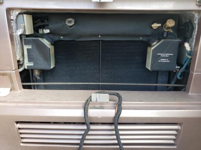 Photo 7 from auction – 1998 FREIGHTLINER CHASSIS X with VIN 4UZ6XFBC1WCA29173