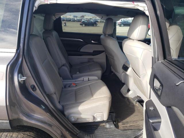 Photo 6 from auction – 2019 TOYOTA HIGHLANDER with VIN 5TDYZRFH2KS352832