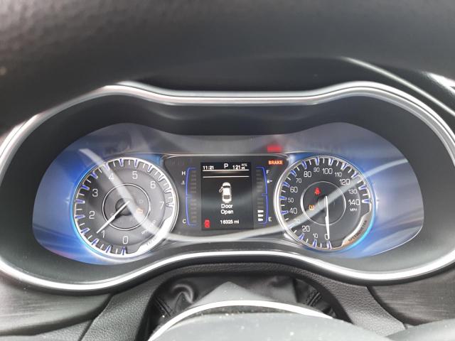 Photo 8 from auction – 2015 CHRYSLER 200 LIMITE with VIN 1C3CCCABXFN662951