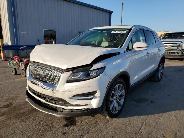 Photo 2 from auction – 2019 LINCOLN MKC SELECT with VIN 5LMCJ2C99KUL53194