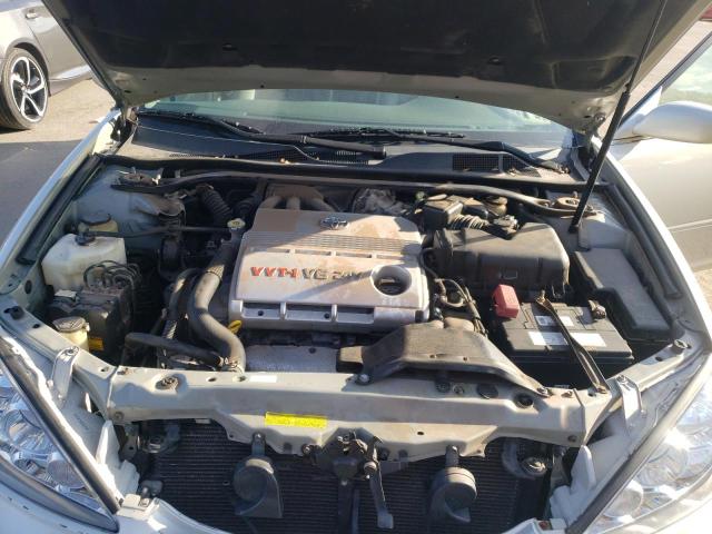 Photo 7 from auction – 2005 TOYOTA CAMRY LE with VIN 4T1BF30K25U609015