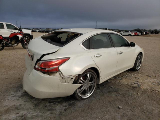 Photo 4 from auction – 2015 NISSAN ALTIMA 2.5 with VIN 1N4AL3AP2FN922554