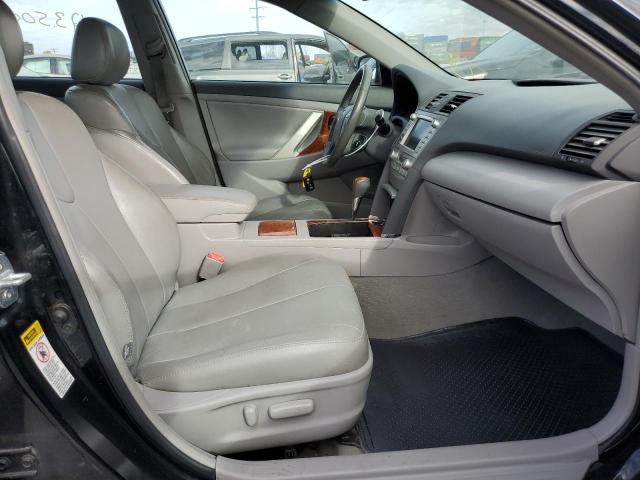 Photo 5 from auction – 2011 TOYOTA CAMRY HYBR with VIN 4T1BB3EK8BU143770