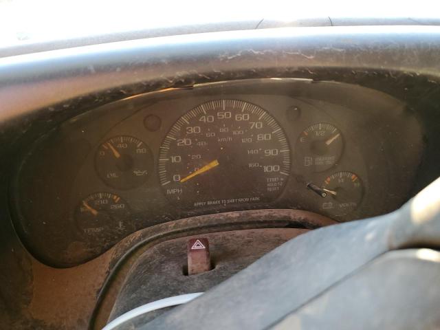 Photo 8 from auction – 2001 CHEVROLET EXPRESS G2 with VIN 1GCFG25W511123934